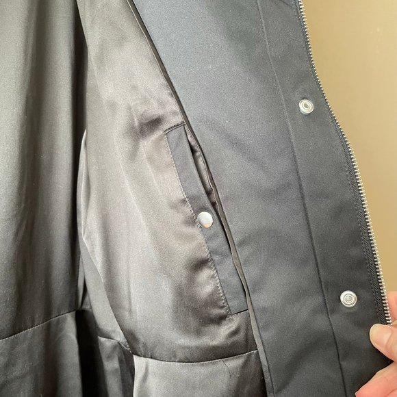 Kate Spade Black Jewel Button Puffer Coat Size 12 - Picture 11 of 13